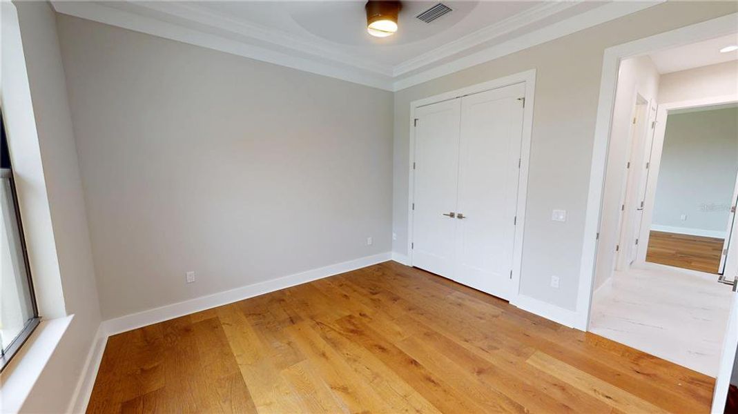 Spacious, unfurnished interior of a new home in , Punta Gorda (Image 20).