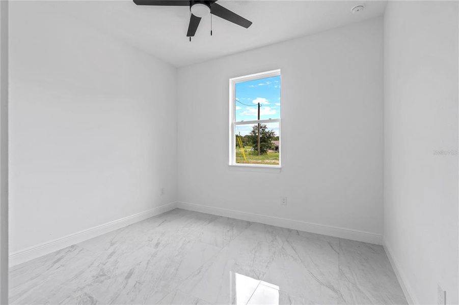 Spacious, unfurnished interior of a new home in , Dunnellon (Image 23).