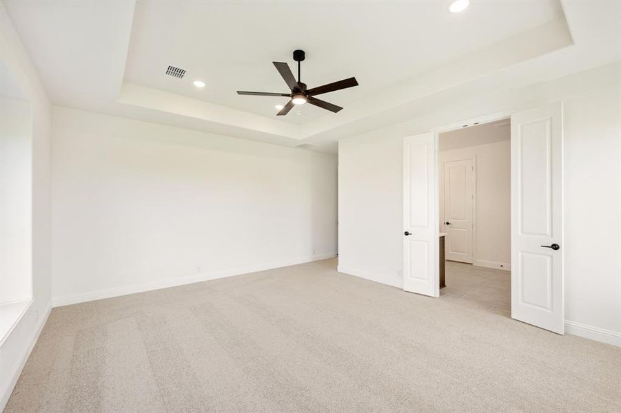 Spacious, unfurnished interior of a new home in Timberbrook 3B-4A, Justin (Image 30).