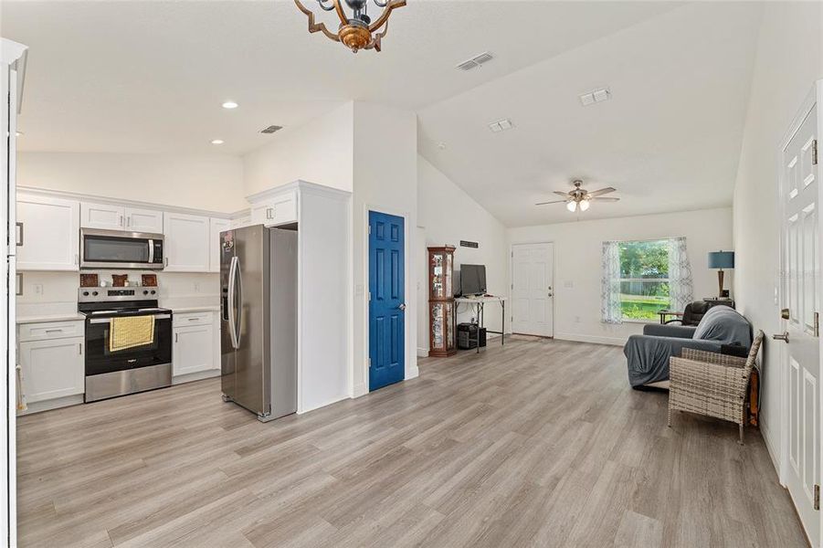 Furnished interior view inside a new home in , Belleview (Image 13).