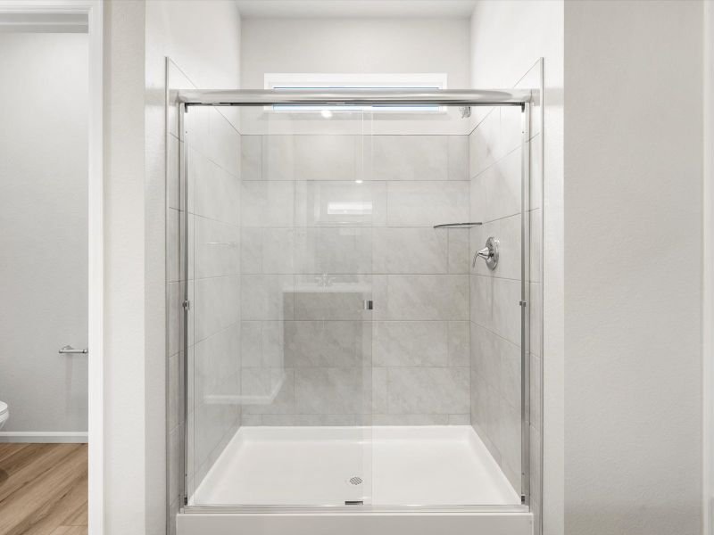 Image 24 of a home in Lake Bluff.