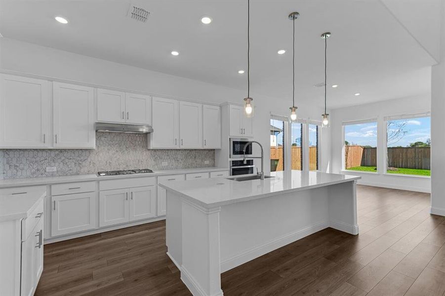 419 Chatham Street ~ Ready Now! 419 Chatham Street ~ Ready Now!