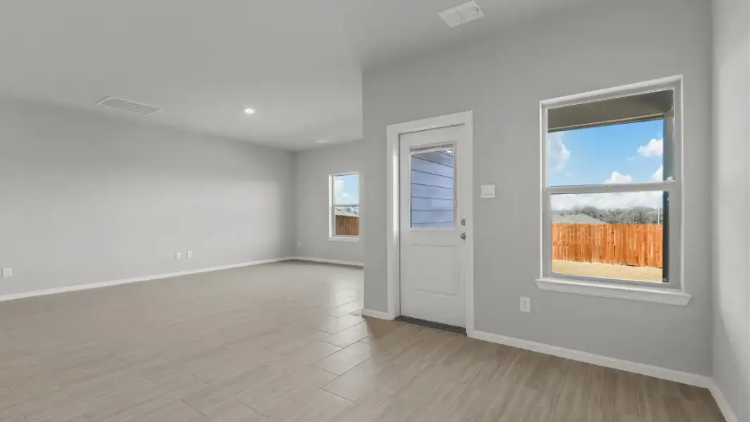 Representative unfurnished interior of a home built from the Midland by D.R. Horton in Audra Oaks, Denton (Image 16).