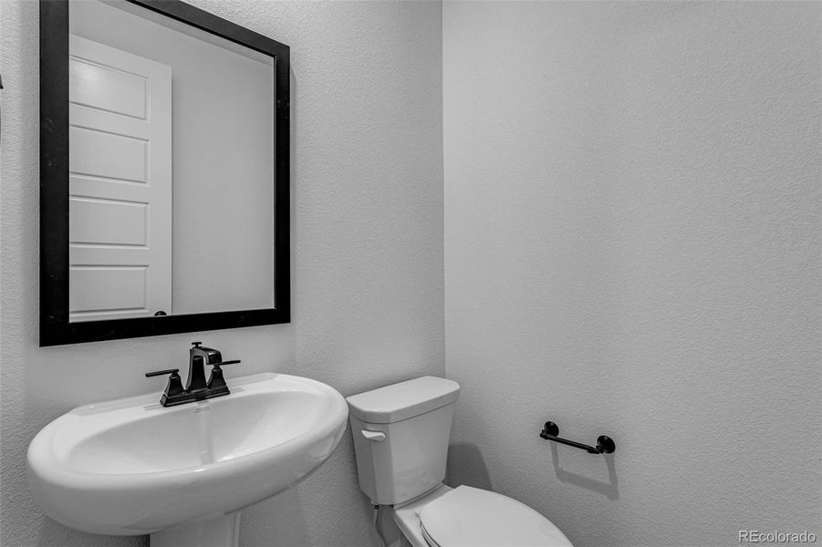 Furnished interior view inside a new home in Sugar Mill Village, Longmont (Image 9). Furnished interior view inside a new home in Sugar Mill Village, Longmont (Image 9).