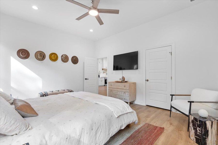 Furnished interior view inside a new home in , Bastrop (Image 17). Furnished interior view inside a new home in , Bastrop (Image 17).
