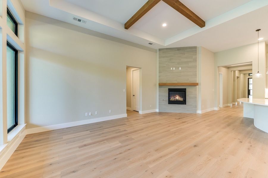 Representative unfurnished interior of a home built from the Sapphire by Giddens Homes in Riverstone, Georgetown (Image 53).