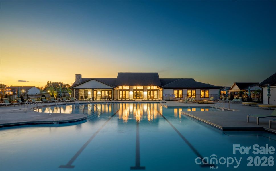 Community amenities in Encore at Streamside - Classic Series, Waxhaw (Image 4).