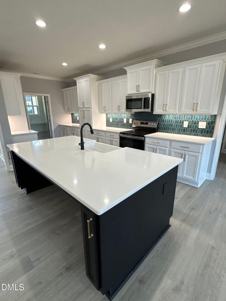 20251030_100210_CB1E6E 20251030_100210_CB1E6E