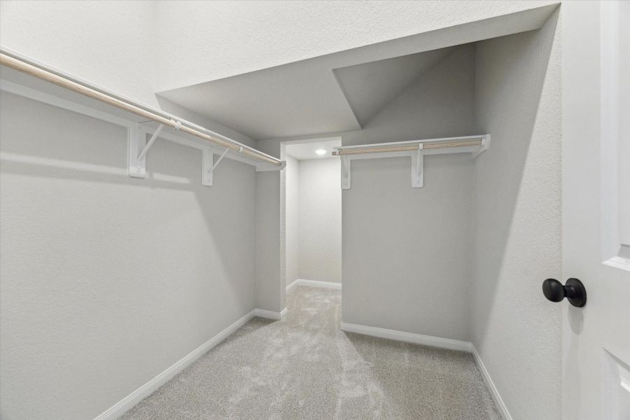 Spacious, unfurnished interior of a new home in Elyson, Katy (Image 18).