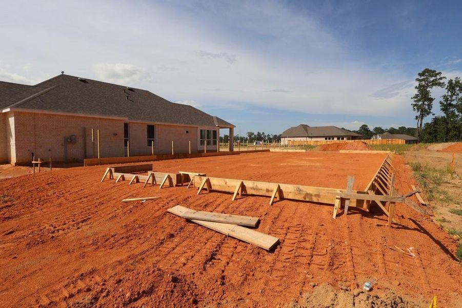 Every foundation at DWH is engineered and it’s inspected three times! We do not do “batch” testing. Rest easy knowing your foundation comes with a 10 year warranty. Every foundation at DWH is engineered and it’s inspected three times! We do not do “batch” testing. Rest easy knowing your foundation comes with a 10 year warranty.