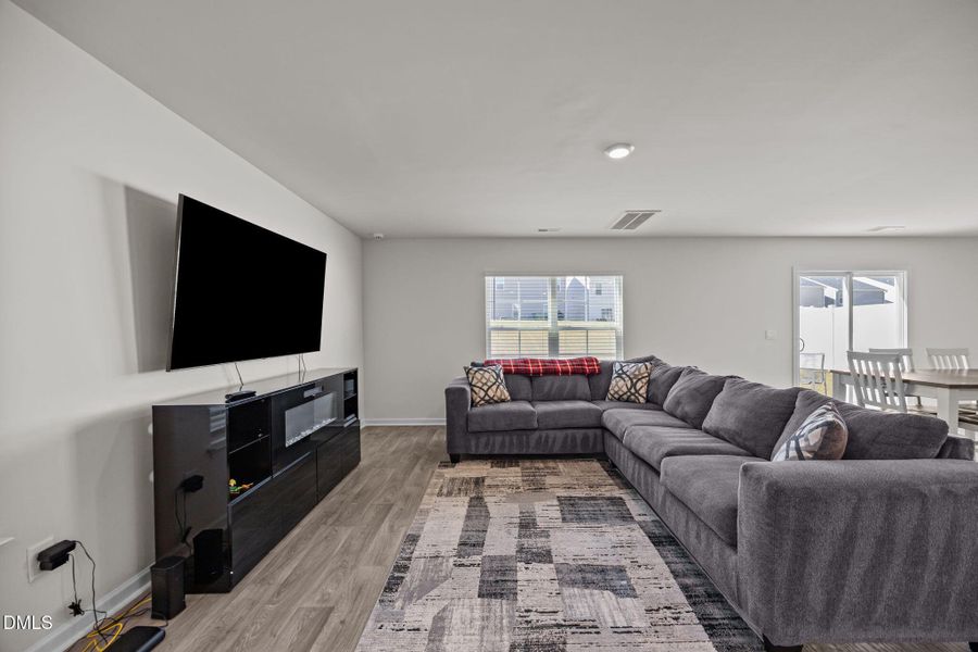 23-web-or-mls-IMG_6598 23-web-or-mls-IMG_6598