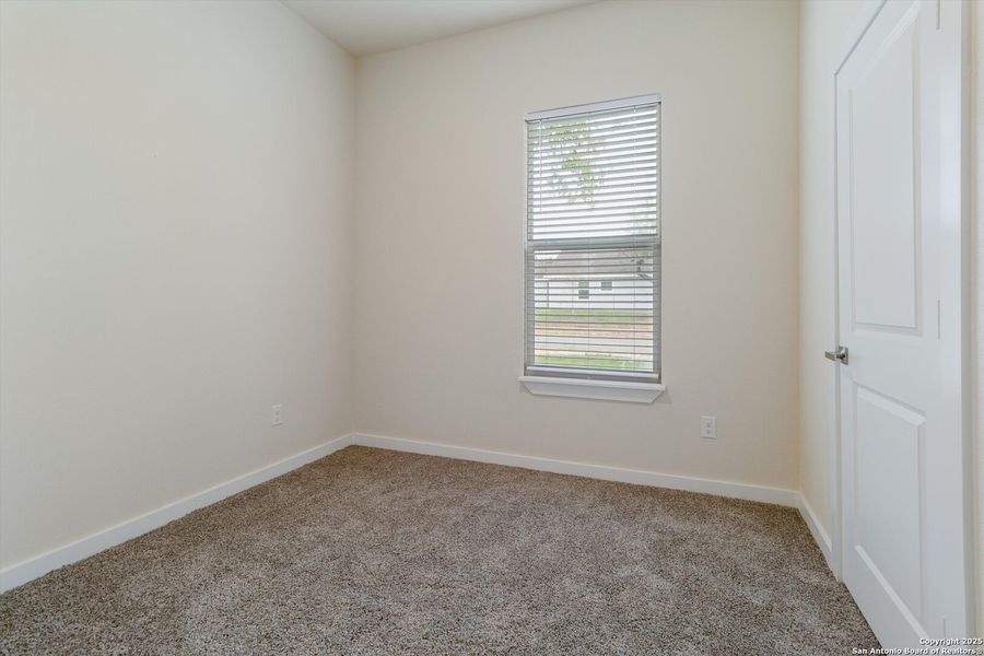 Spacious, unfurnished interior of a new home in , San Antonio (Image 21).