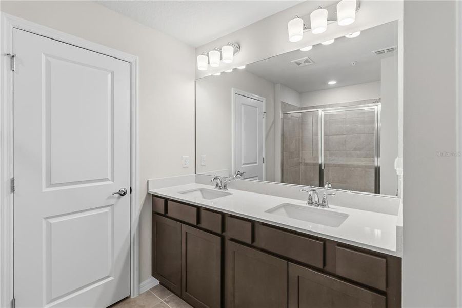 Furnished interior view inside a new home in , Orlando (Image 17). Furnished interior view inside a new home in , Orlando (Image 17).