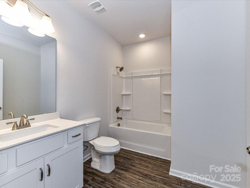 Furnished interior view inside a new home in , Midland (Image 10).