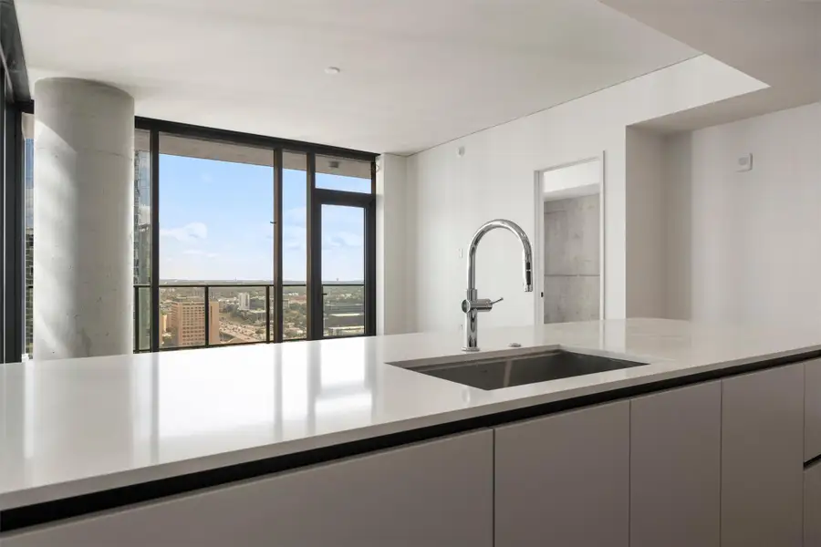Image 37 of a home in .