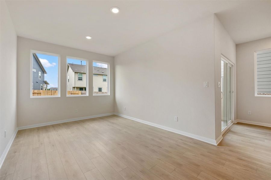 Spacious, unfurnished interior of a new home in Cannon Ranch, Dripping Springs (Image 21).