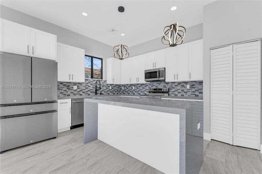 Furnished interior view inside a new home in , Fort Lauderdale (Image 18).