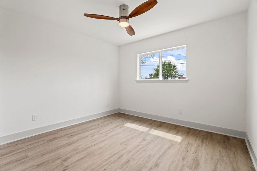 Spacious, unfurnished interior of a new home in , Houston (Image 28).