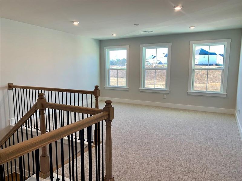 Spacious, unfurnished interior of a new home in Reunion, Flowery Branch (Image 10).