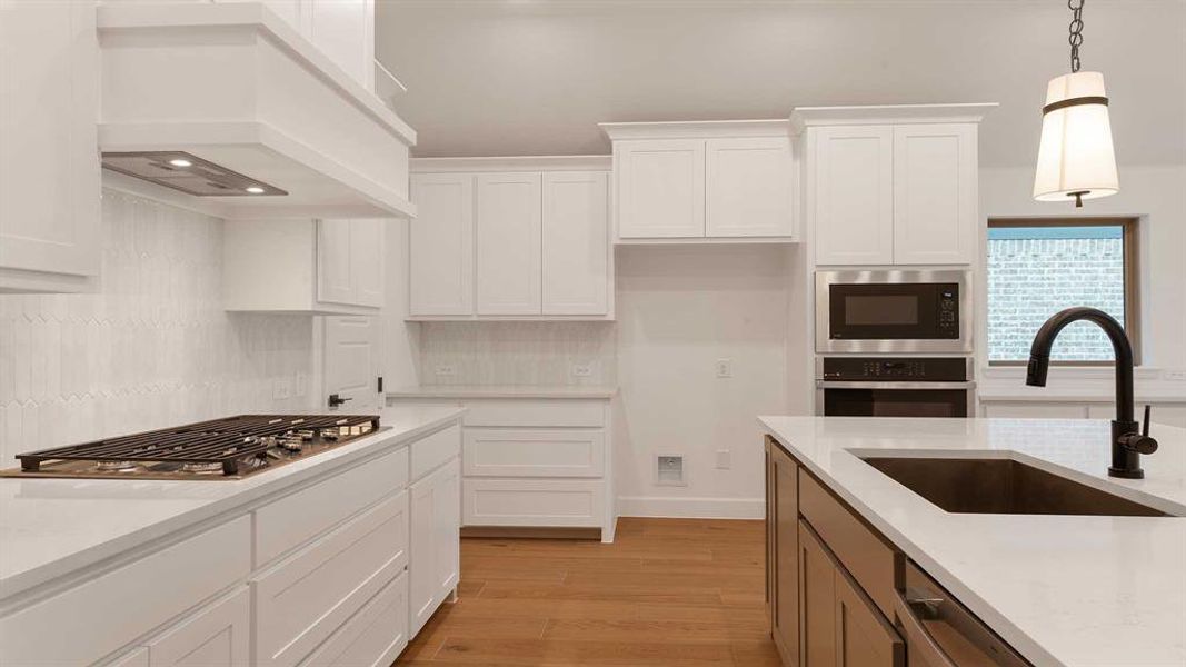 Furnished interior view inside a new home in Hillstead, Lavon (Image 7).