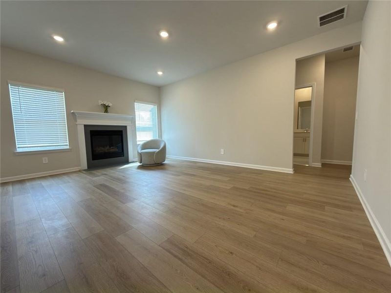 Spacious, unfurnished interior of a new home in Martin Springs - Estate Series, Lawrenceville (Image 25).