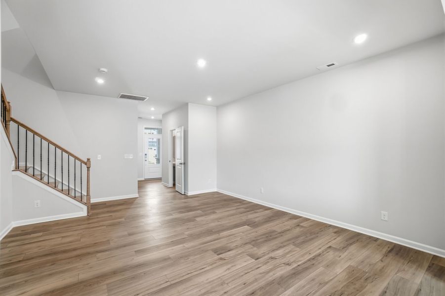 Spacious, unfurnished interior of a new home in Arbor Chase, Clover (Image 14). Spacious, unfurnished interior of a new home in Arbor Chase, Clover (Image 14).