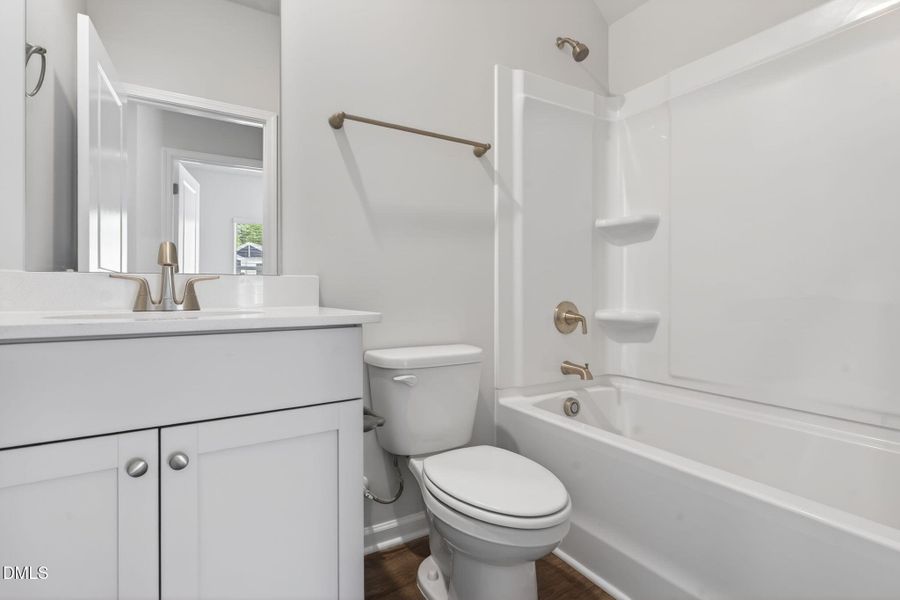 15-web-or-mls-DSC03093 15-web-or-mls-DSC03093