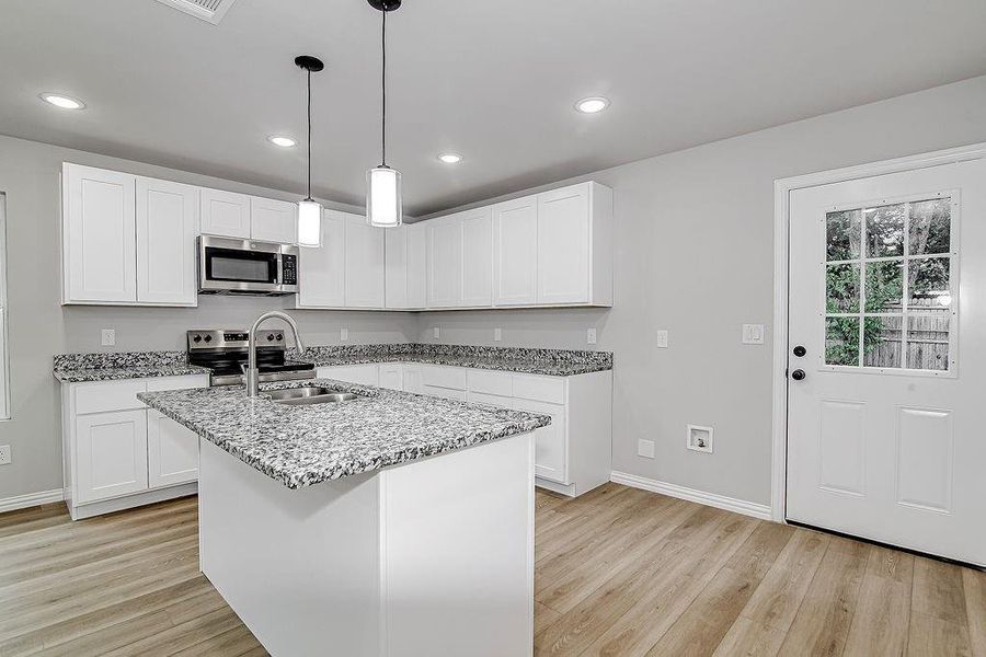 Furnished interior view inside a new home in , Fort Worth (Image 13).