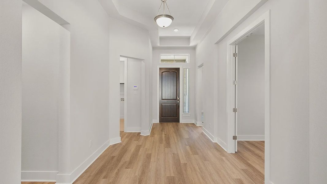 Representative unfurnished interior of a home built from the Brenner by Chesmar Homes in Newhaven, Manor (Image 21).
