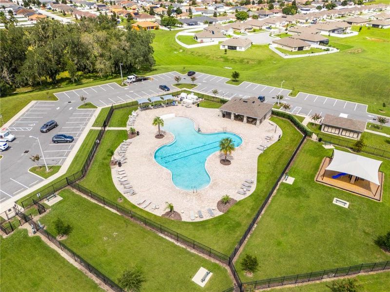 Community amenities in Wind Meadows South, Bartow (Image 46).