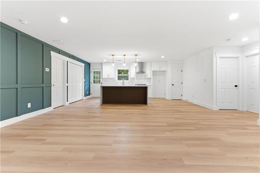 Spacious, unfurnished interior of a new home in , Cartersville (Image 15).