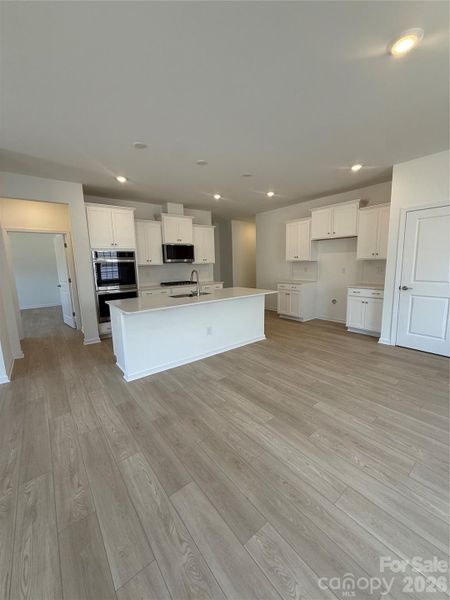 Furnished interior view inside a new home in Roselyn, Lancaster (Image 4).