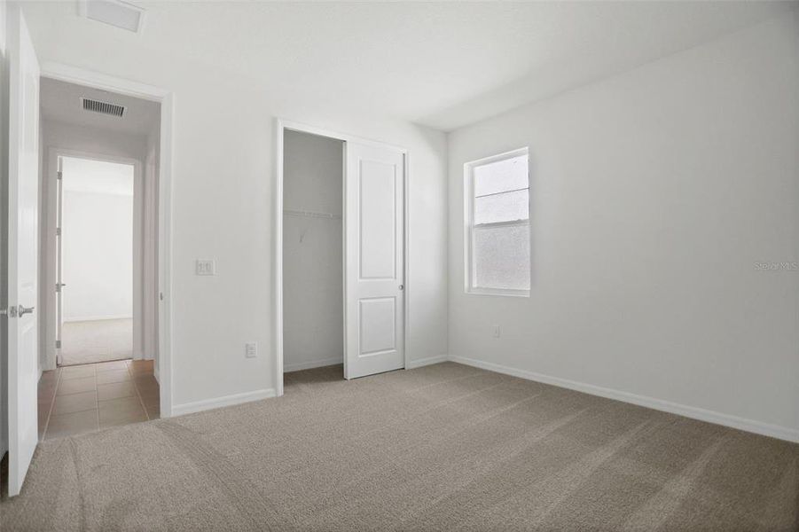 Spacious, unfurnished interior of a new home in Angeline, Land O' Lakes (Image 29).