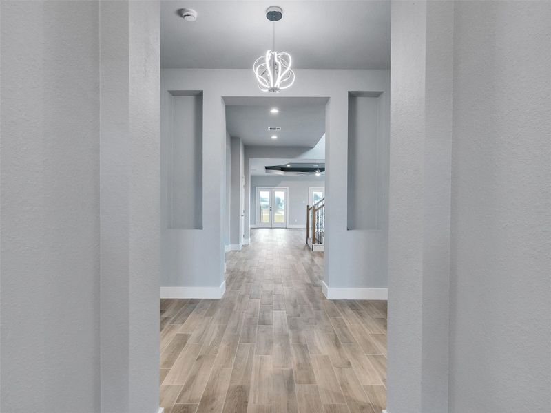 Spacious, unfurnished interior of a new home in , Galveston (Image 18).