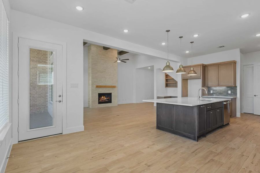 Representative furnished interior of a home built from the Rivercrest by Chesmar Homes in Fulshear Lakes, Fulshear (Image 47).