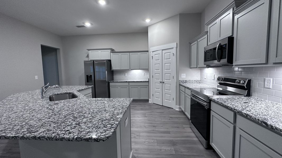 Furnished interior view inside a new home in Veterans Cove, Murfreesboro (Image 7).