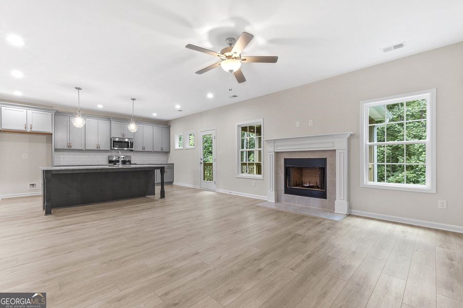 Furnished interior view inside a new home in Juliette Crossing, Forsyth (Image 13).