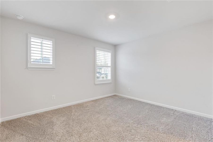 Spacious, unfurnished interior of a new home in , Braselton (Image 17).