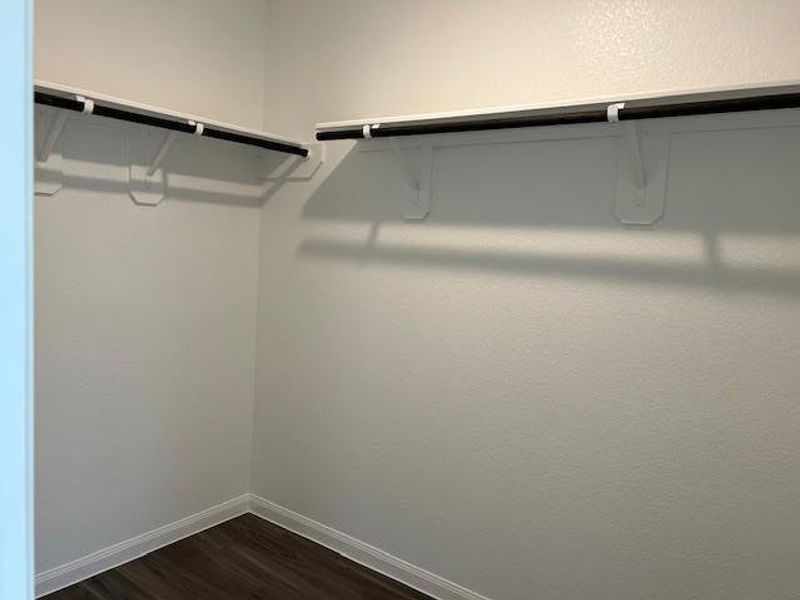 Spacious, unfurnished interior of a new home in Charleston Heights, Rosharon (Image 14).