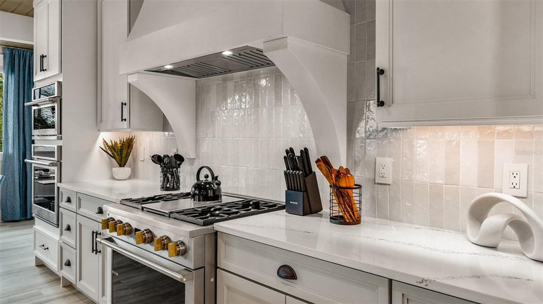 Furnished interior view inside a new home in , Sarasota (Image 9).