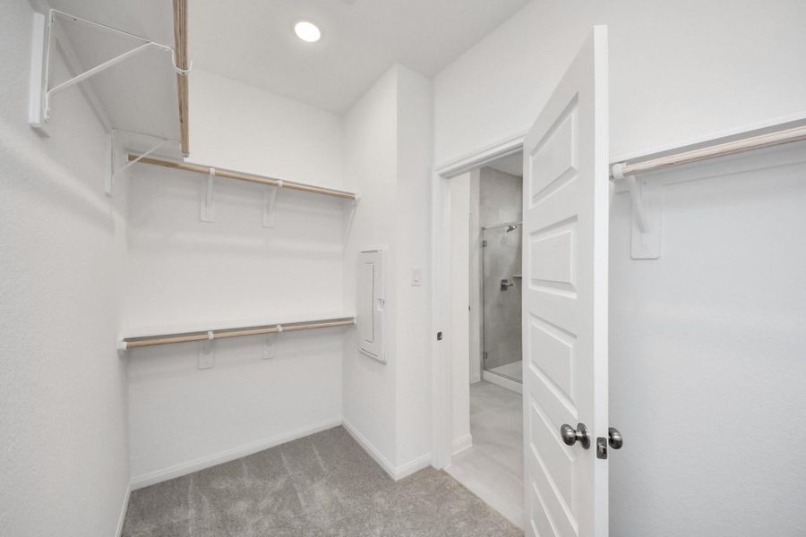 Spacious, unfurnished interior of a new home in Elyson, Katy (Image 24).