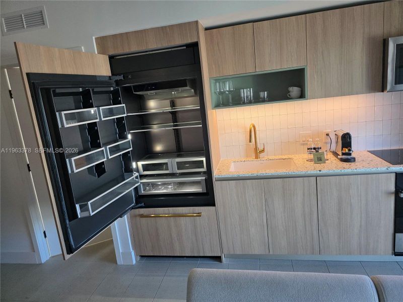 Image 23 of a home in .