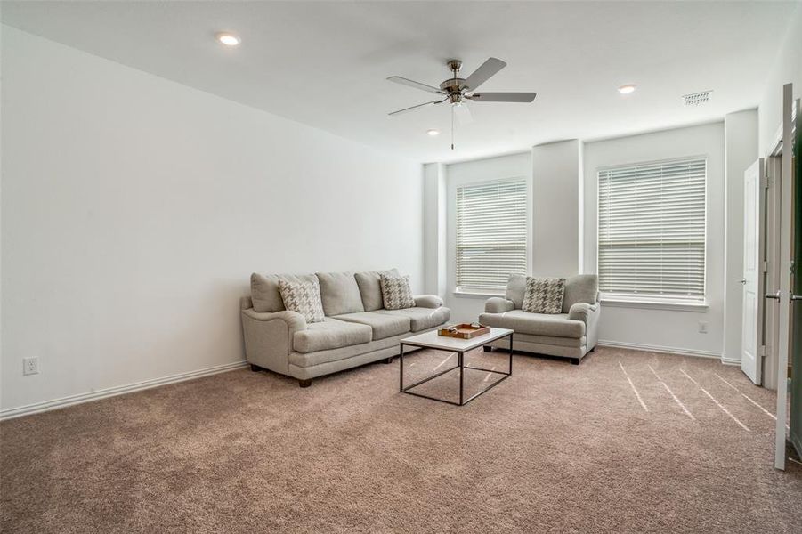 Furnished interior view inside a new home in Bridgewater: Classic Collection, Princeton (Image 24). Furnished interior view inside a new home in Bridgewater: Classic Collection, Princeton (Image 24).