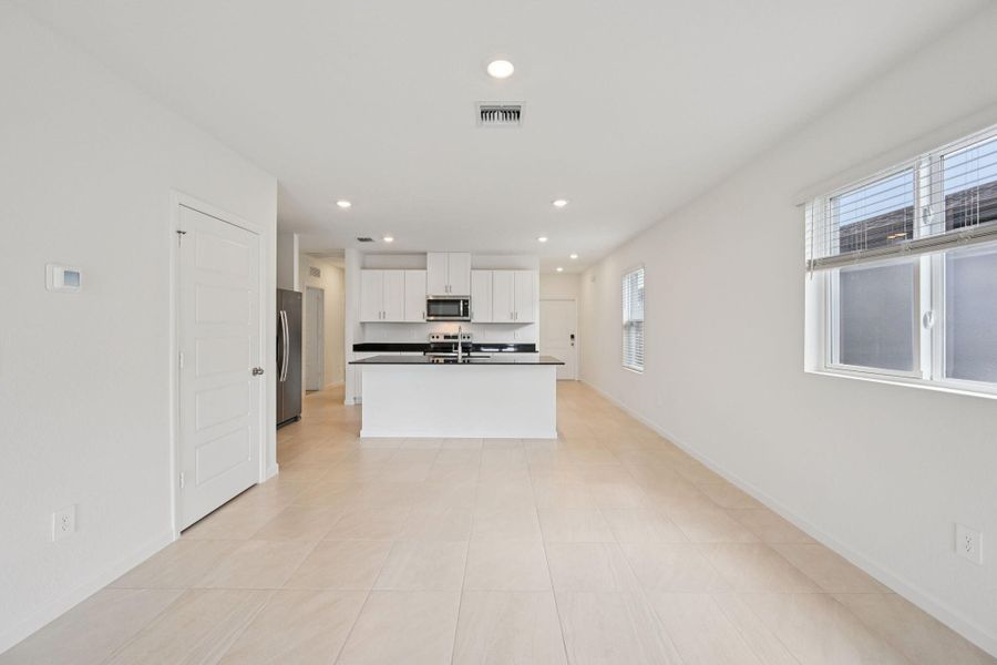 14304 New Dawn Rd FL (7)