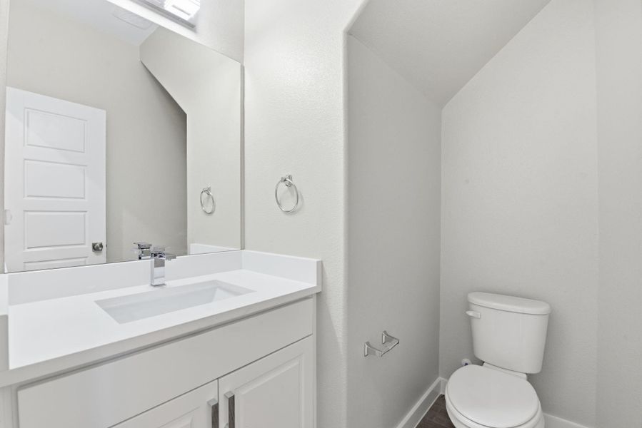 Furnished interior view inside a new home in , Fresno (Image 10).