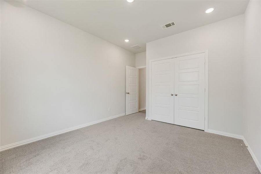 Spacious, unfurnished interior of a new home in Sutton Fields, Celina (Image 11).