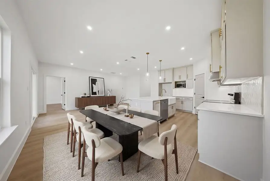 Furnished interior view inside a new home in , Seagoville (Image 4).