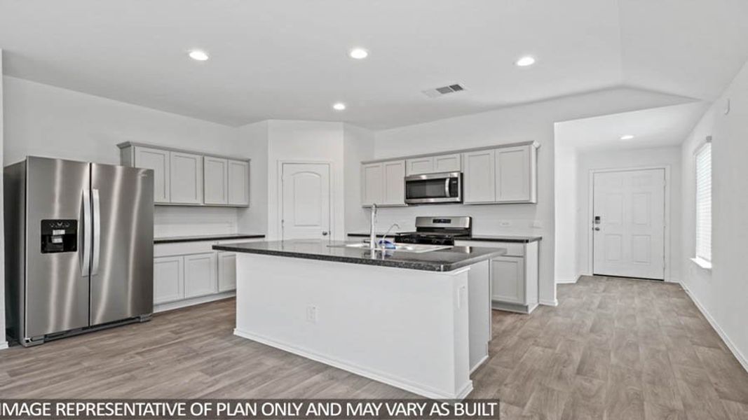 Furnished interior view inside a new home in Venetian Pines, Conroe (Image 4).