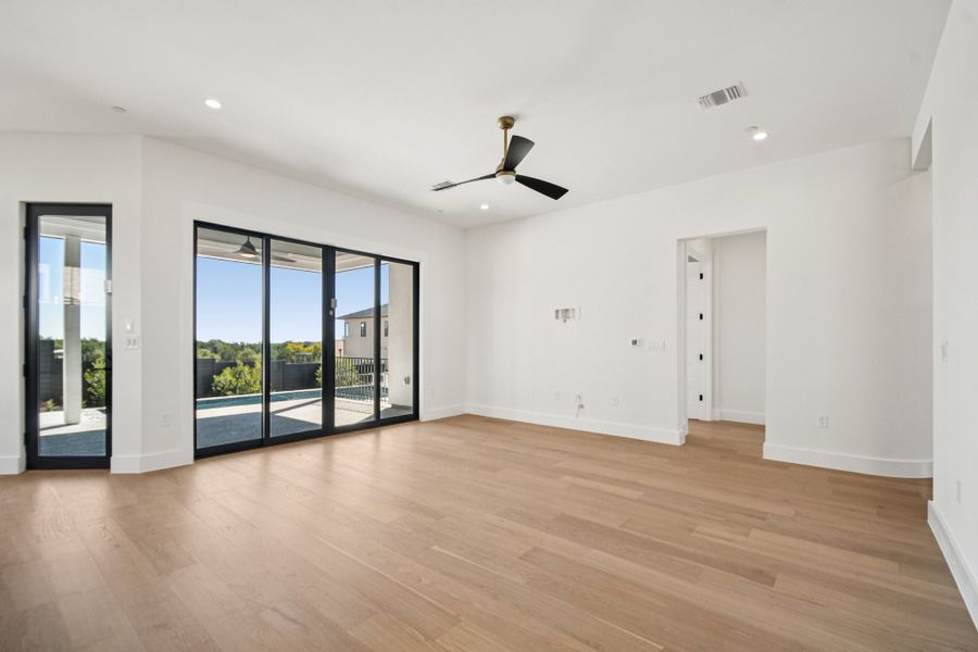 Spacious, unfurnished interior of a new home in Milky Way at River Place, Austin (Image 14).