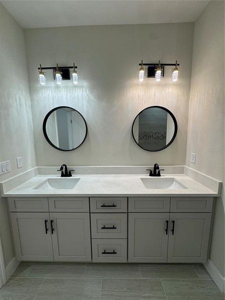 Furnished interior view inside a new home in , Auburndale (Image 12).
